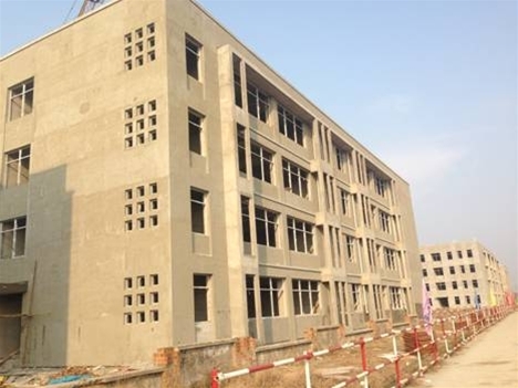 句容市郭莊鎮(zhèn)教育集聚區(qū)塑鋼彩鋁門(mén)窗7300㎡